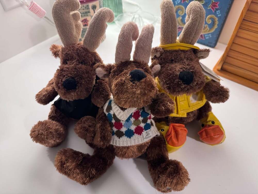 Caribou Coffee Hug-A-Bou Moose Plush Stuffed Animal Lot of 3 Outfits
